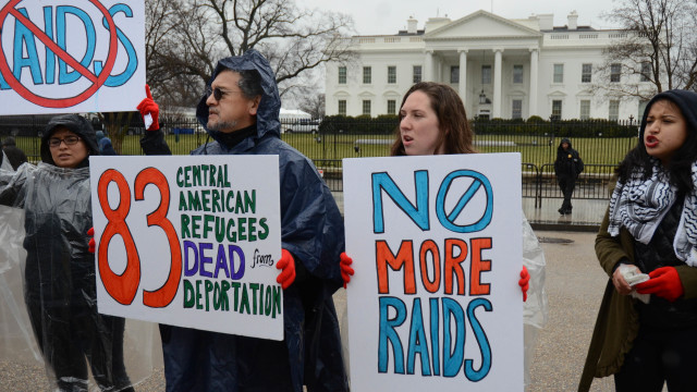 #Stoptheraids Demostración Pacífica